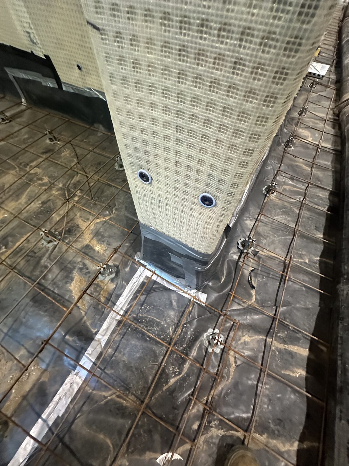 Concrete floor pour in basement conversion