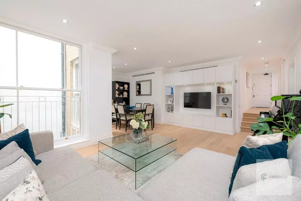 Mayfair W1H refurbishment by Fabrico